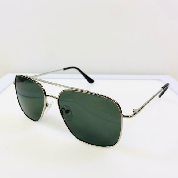 Women’s Banana Republic Aviator Sunglasses - Picture 5 of 7